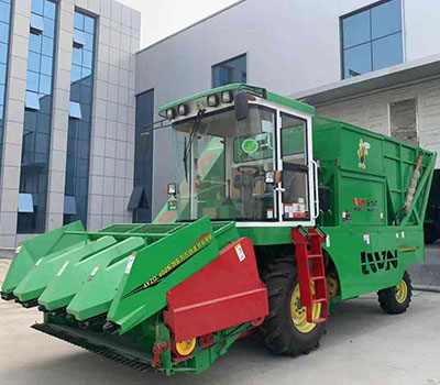 青儲(chǔ)收割機(jī)